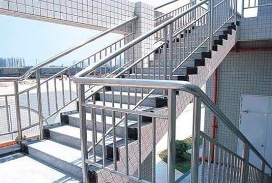Barandas a medida - Talleres E. Jiménez